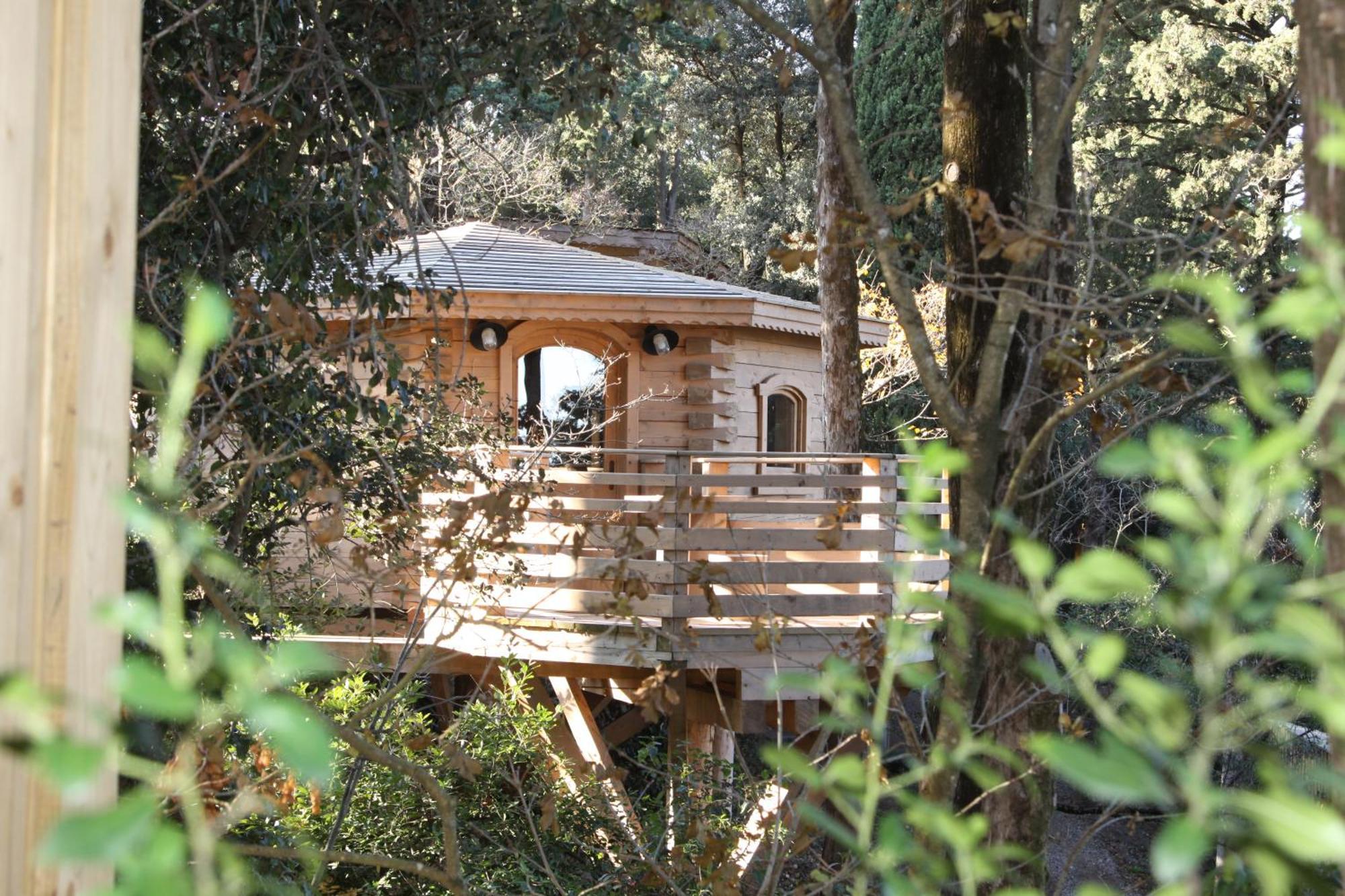 Les Cabanes Dans Les Bois Logis Hotel Villedubert Екстериор снимка
